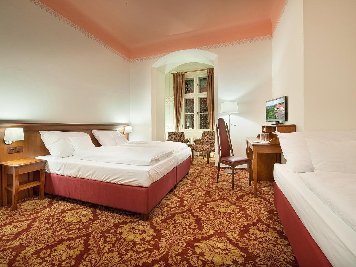 Ea Zamecky Hotel Hrubá Skála 외부 사진