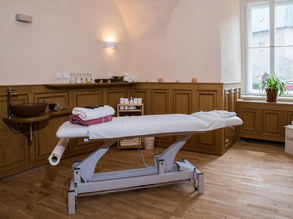 Ea Zamecky Hotel Hrubá Skála 외부 사진
