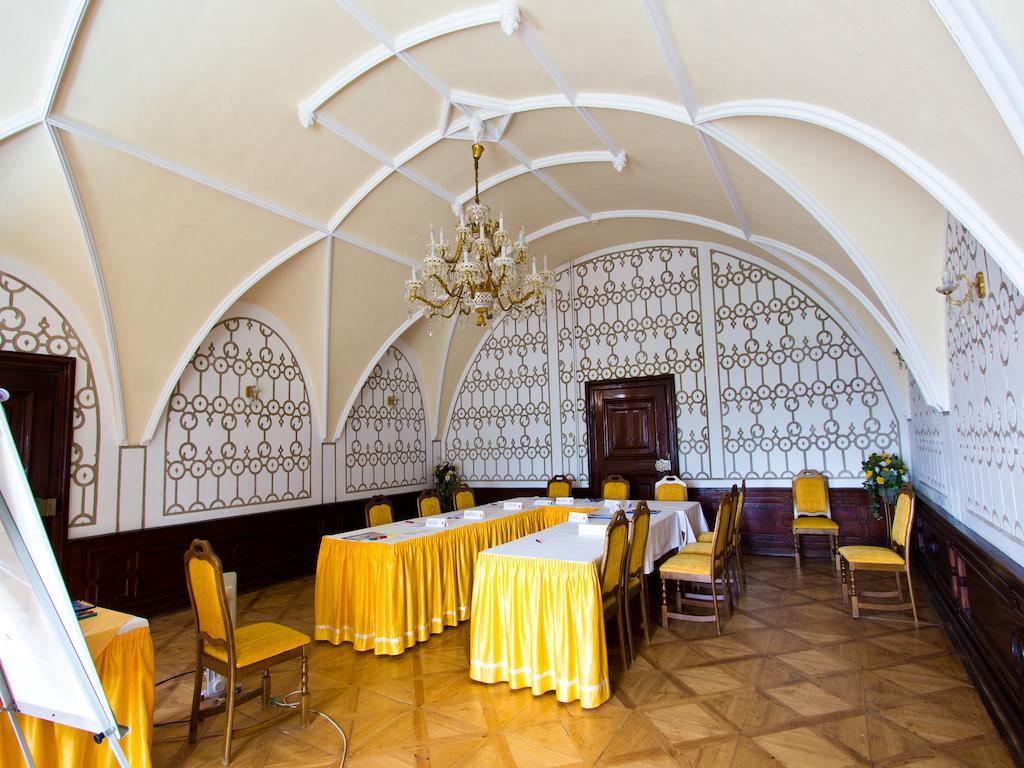 Ea Zamecky Hotel Hrubá Skála 외부 사진