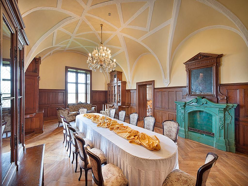 Ea Zamecky Hotel Hrubá Skála 외부 사진