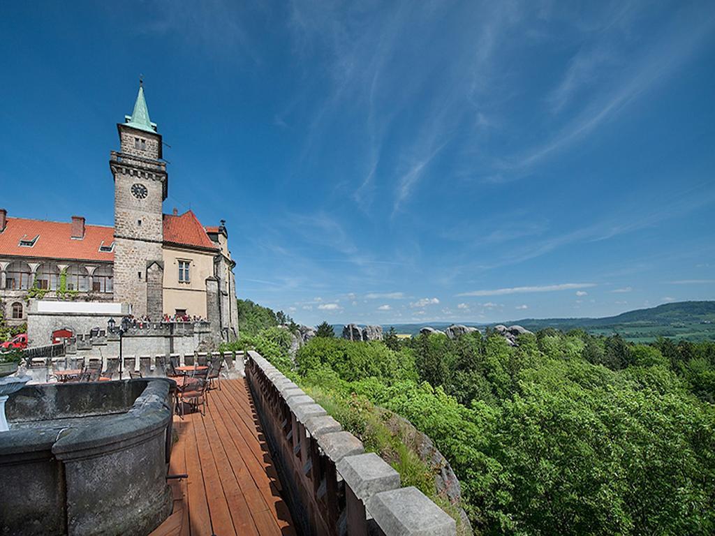Ea Zamecky Hotel Hrubá Skála 외부 사진