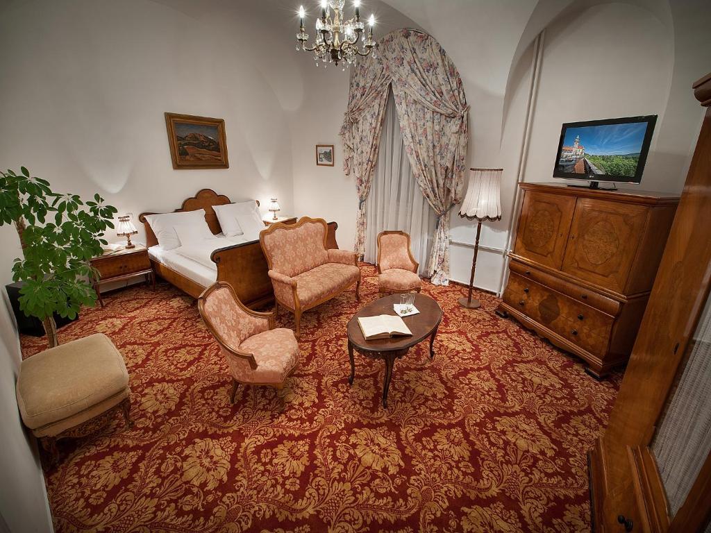 Ea Zamecky Hotel Hrubá Skála 외부 사진